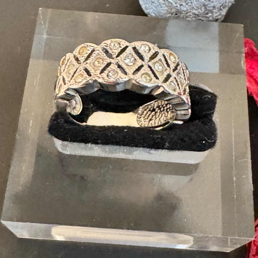 Avon Vintage .925 Silver Crystal Quilted Band Ring - size 6 - New